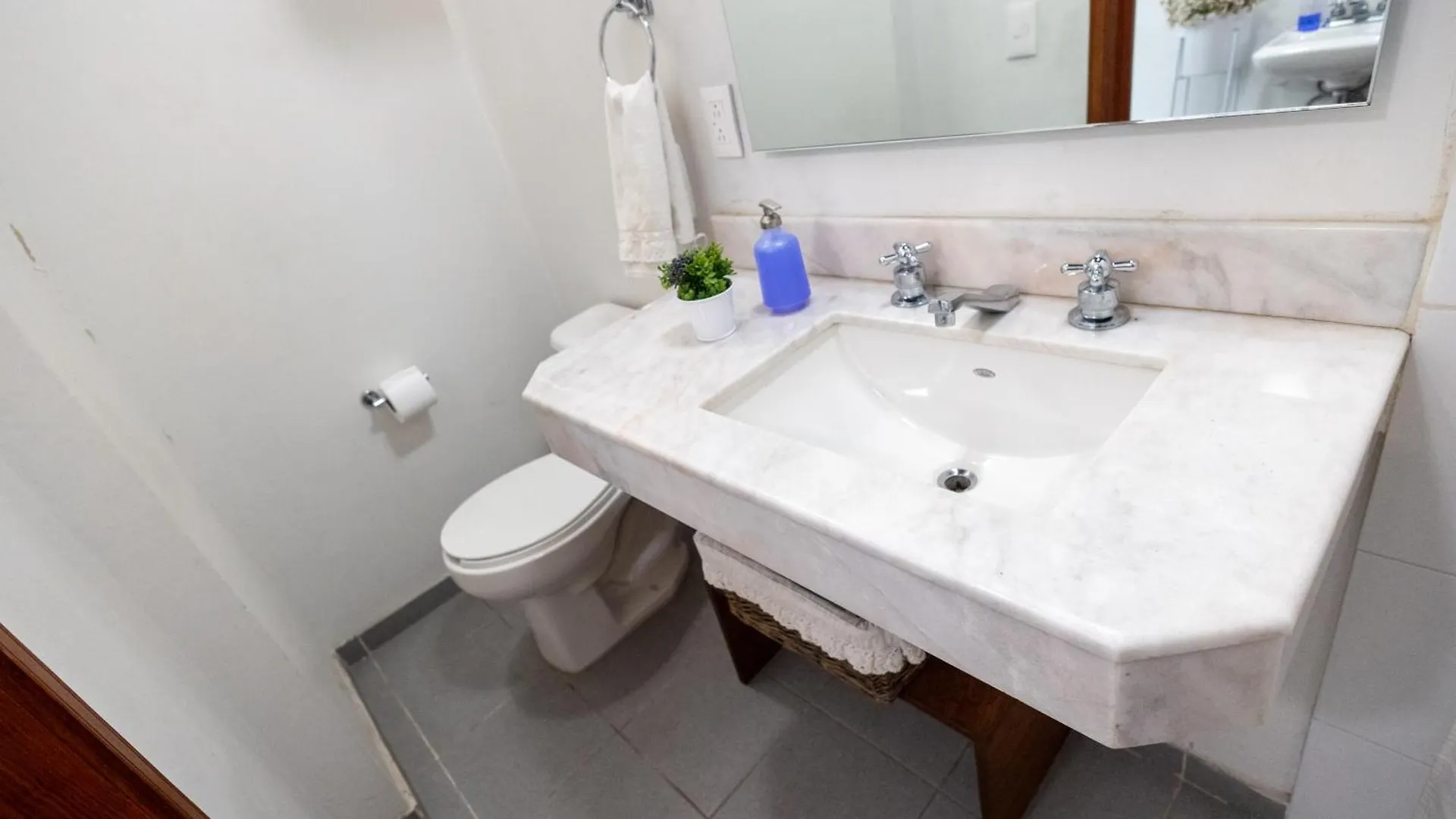 Πανσιόν Casa Araiza Ξενοδοχείο Γκουανταλαχάρα