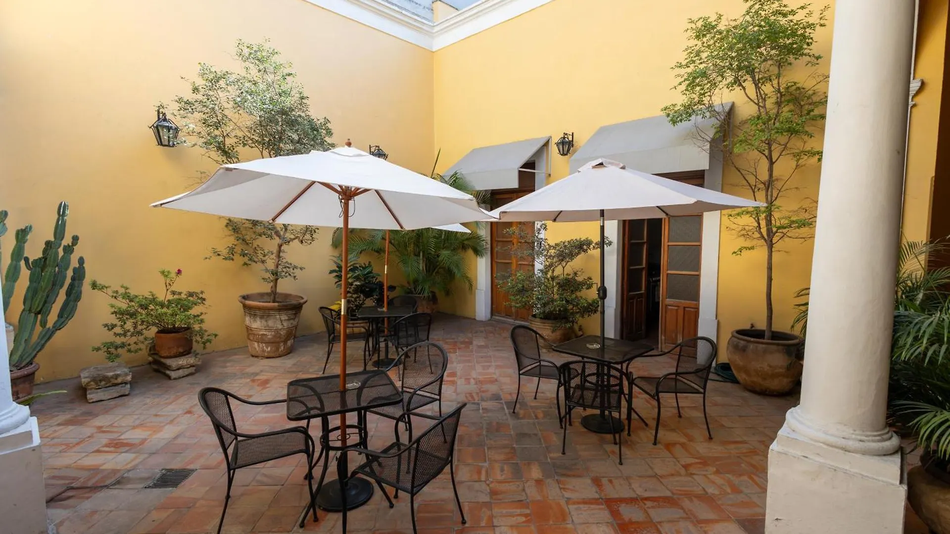 Casa Araiza Ξενοδοχείο Γκουανταλαχάρα Πανσιόν